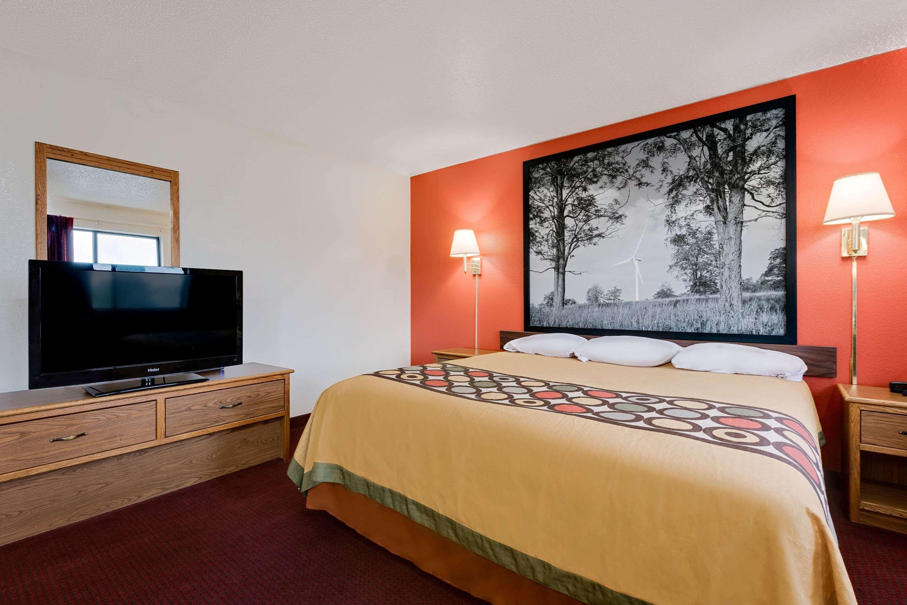 Super 8 Martinsburg Hotell Eksteriør bilde